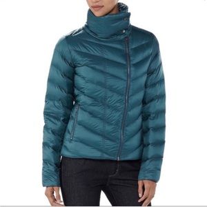 Patagonia Women’s Prow Asymmetrical Jacket (Size Medium)